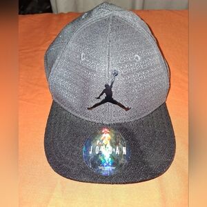 Toddler Jordan Classic Black and Gray Hat